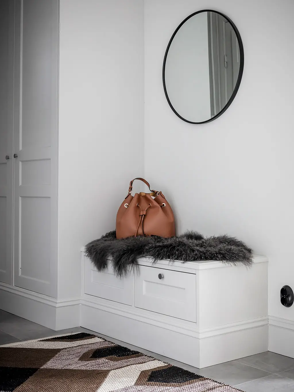 复古公寓中的现代设计 Icon-18