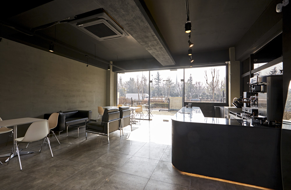 现代简约风 14 坪咖啡厅设计-11