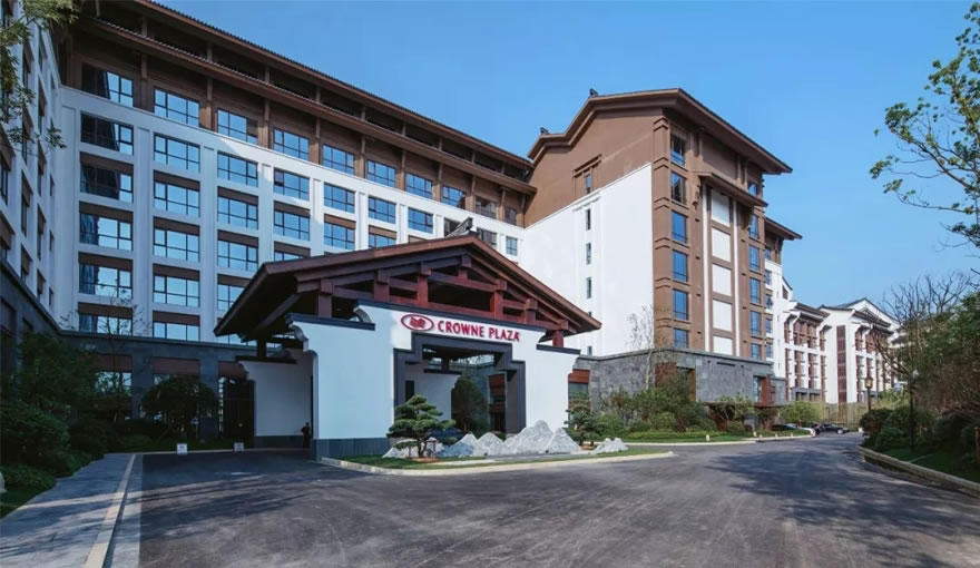 无锡融创文旅城融创皇冠假日酒店及酒吧街建筑设计-18