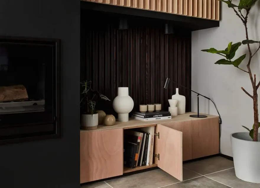 时尚工业风客厅,融入独特设计壁炉-6