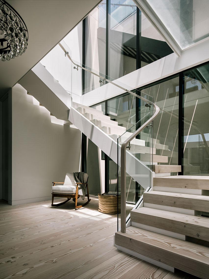 旧金山现代蝴蝶住宅-22