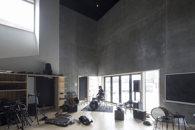 丹麦 Katrinedals 学校翻新融入城市，环保设计成社区活力中心-14