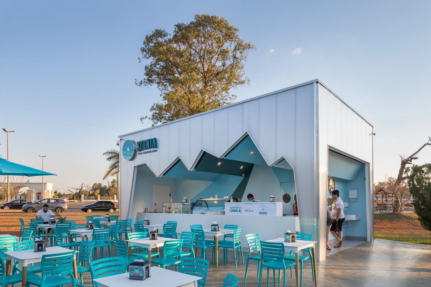 巴西 STONIA ICE CREAMLAND 餐厅丨mínimo arquitetura e design-23