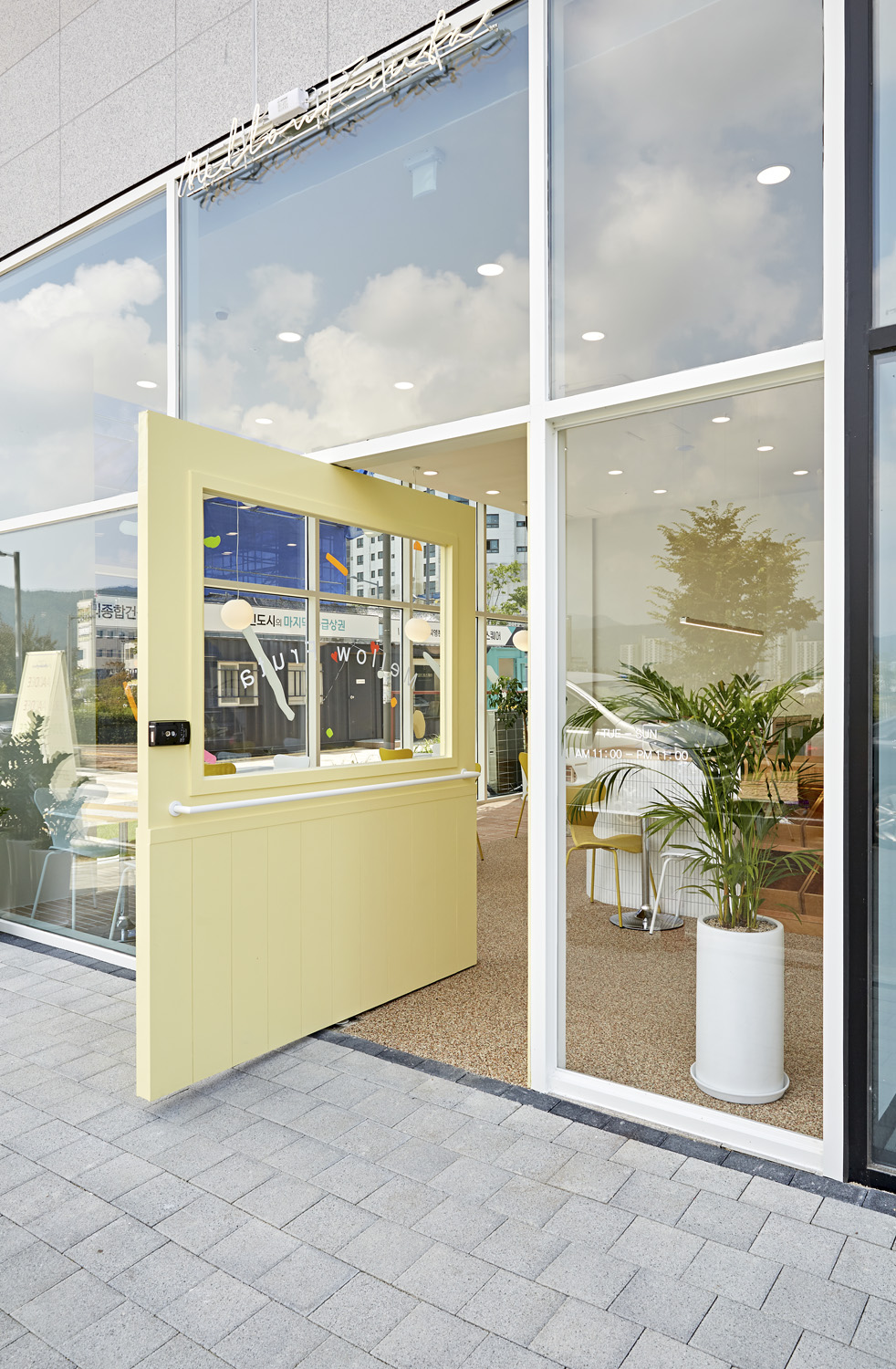 14 坪卡啡厅的温馨亲子空间设计-14