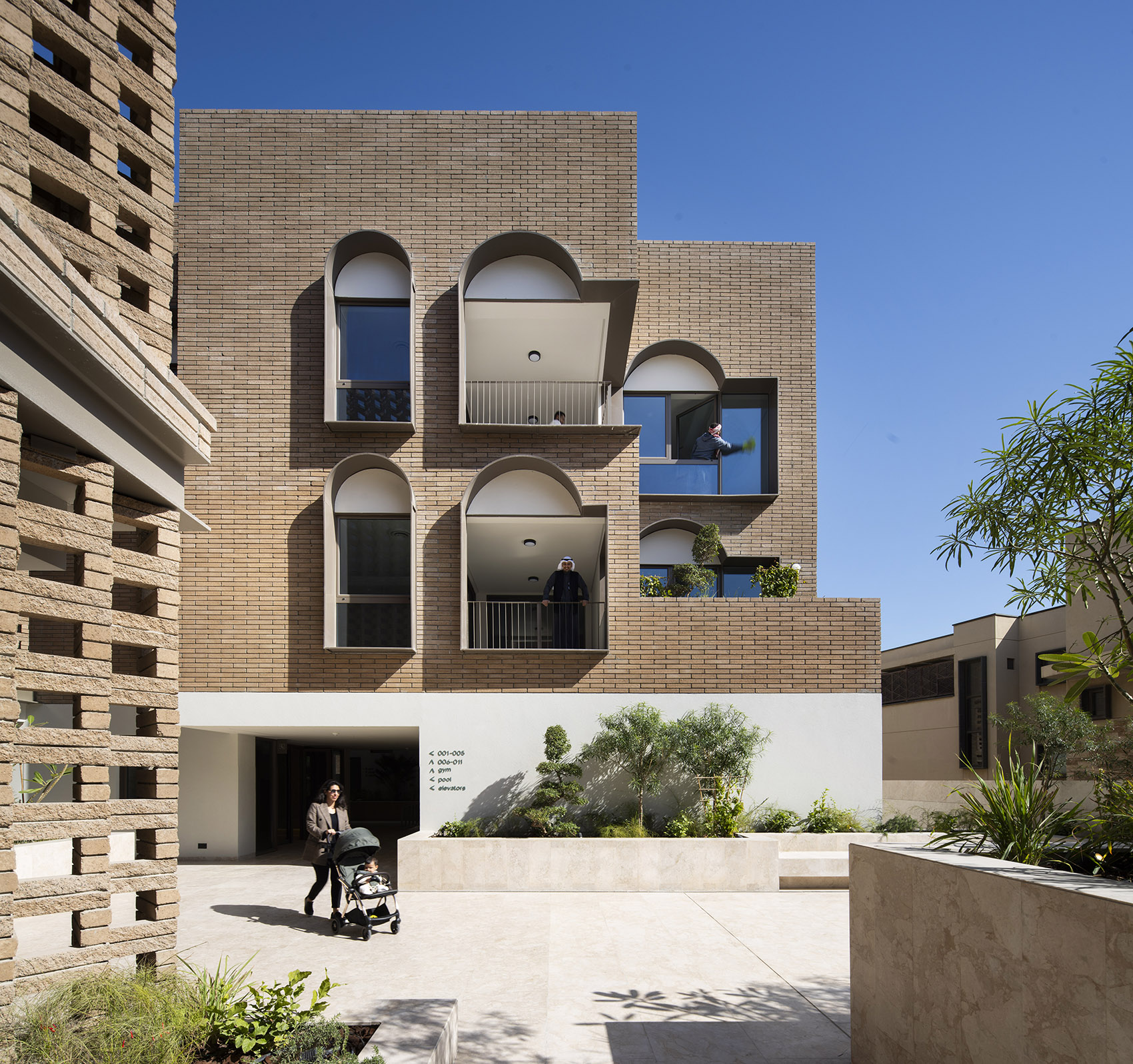 Yal Living住宅楼丨AGi architects-10