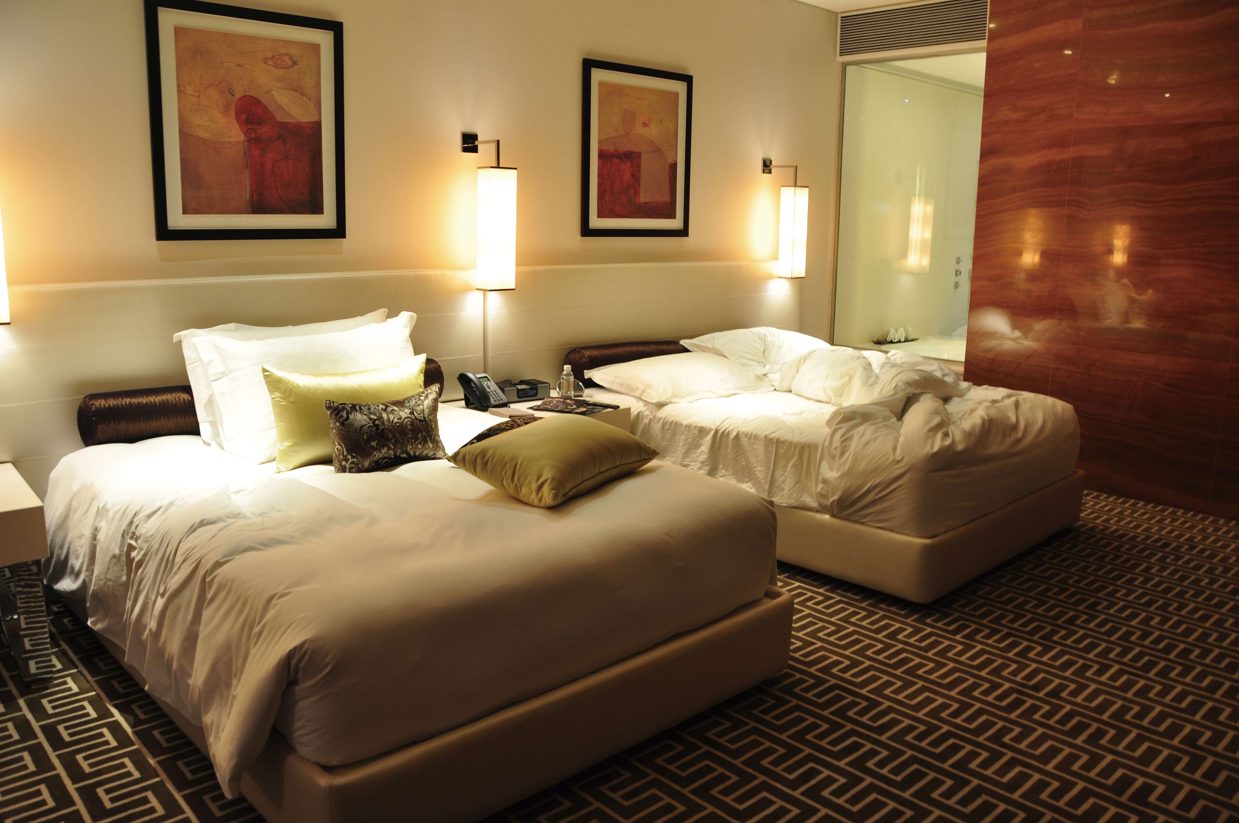 澳门新豪天地皇冠假日酒店 2-4-55