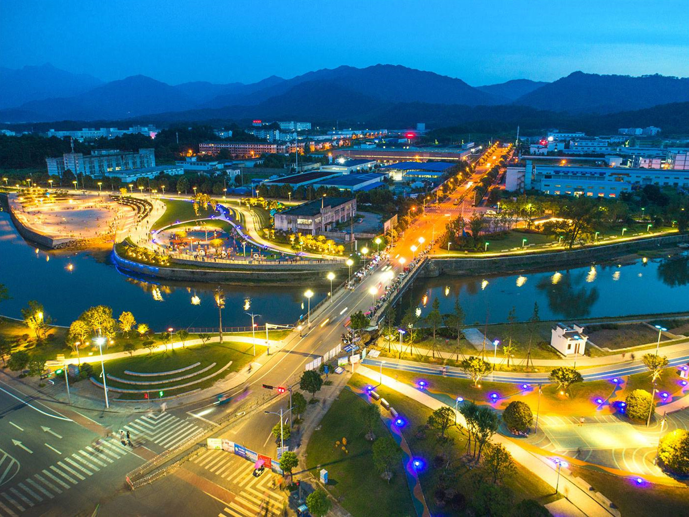 黄山浦溪河两岸城市滨水空间-3