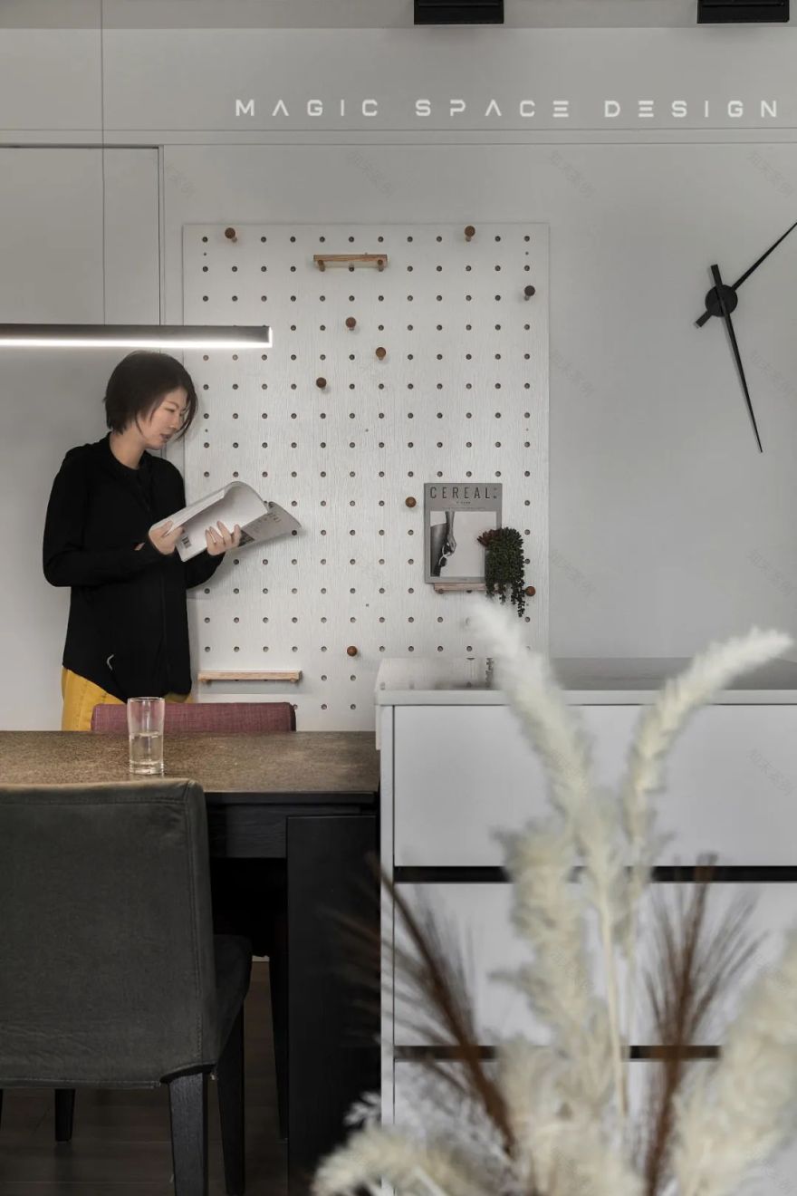 纯粹与简单 · 麻吉家装定制的现代简居之美-20