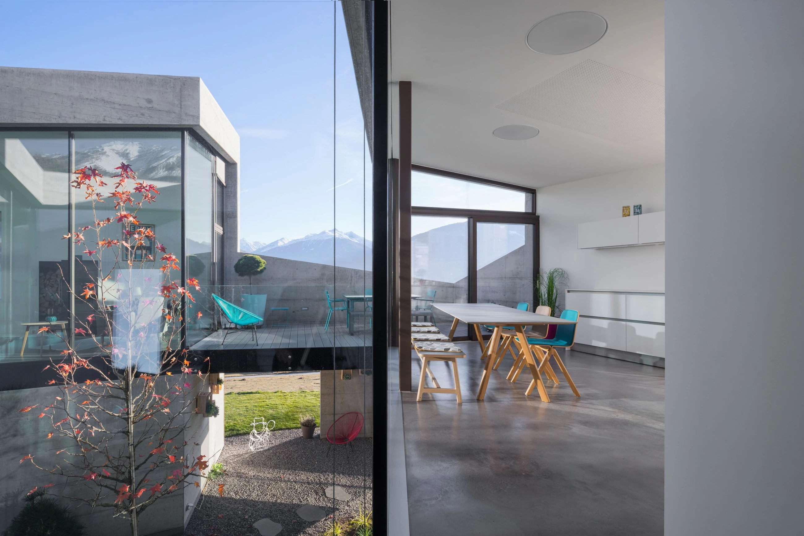 瑞士 Grimisuat 雕塑式住宅-25