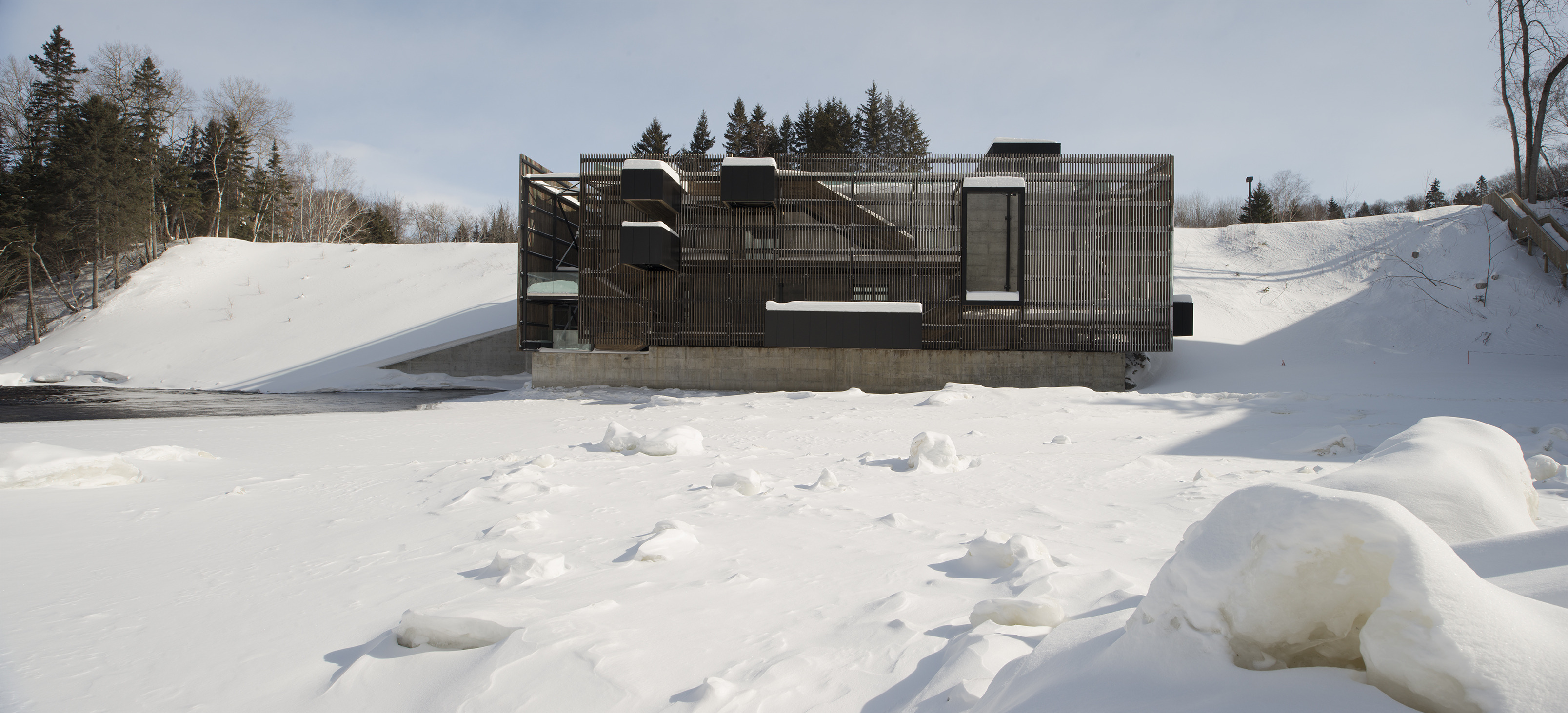 废弃村庄的重生 · Val·Jalbert 历史村落的现代整合-14