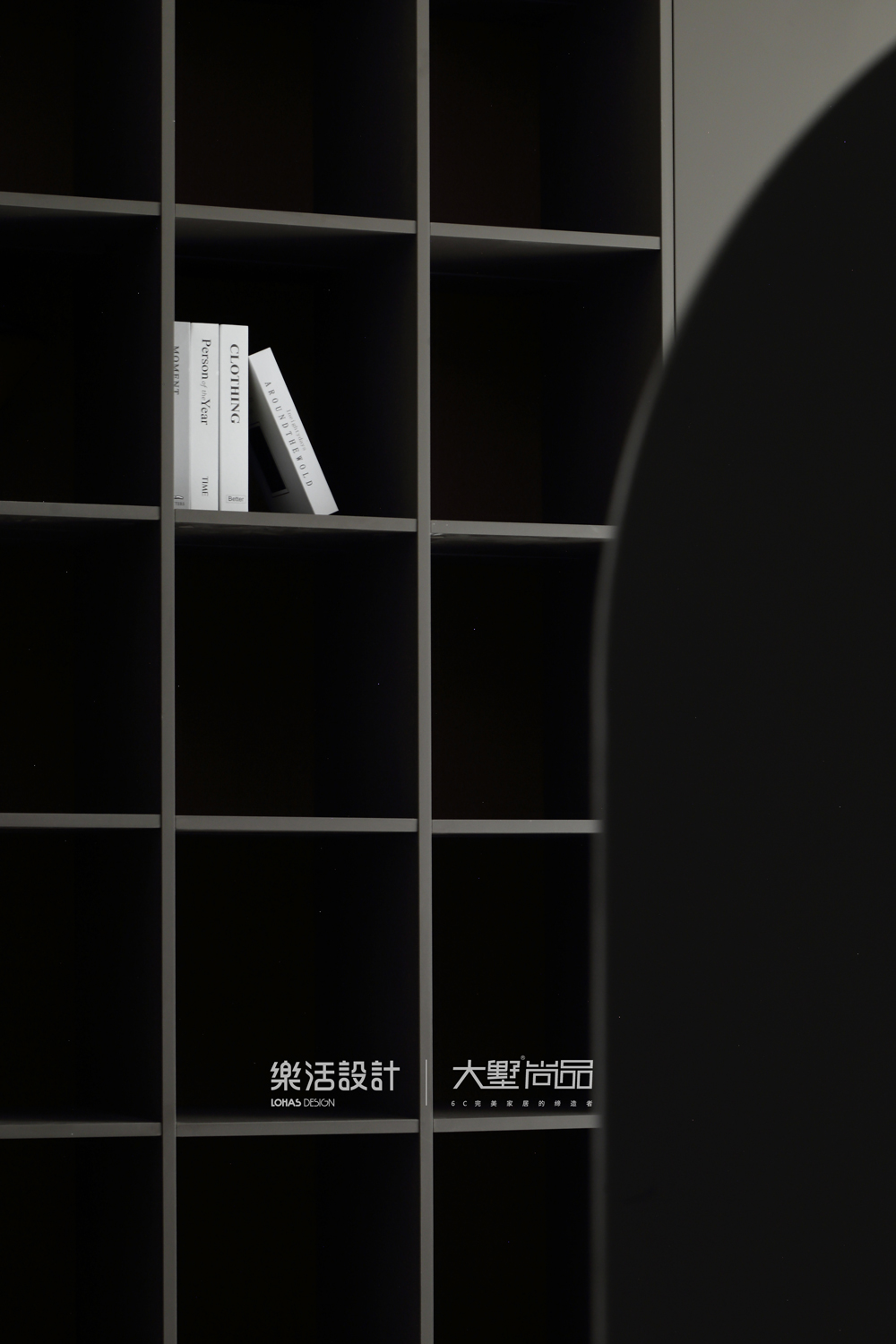 龙湾上城现代风住宅设计丨谢文天-14