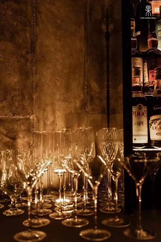 穿越钢铁丛林,抵达自由彼岸——GAL 果 Barber Shop 塘沽开发区店设计解读-123