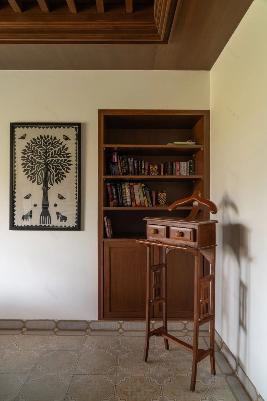 印度美学与现代方法相结合的室内设计丨对印度传统文化情有独钟的设计师-12