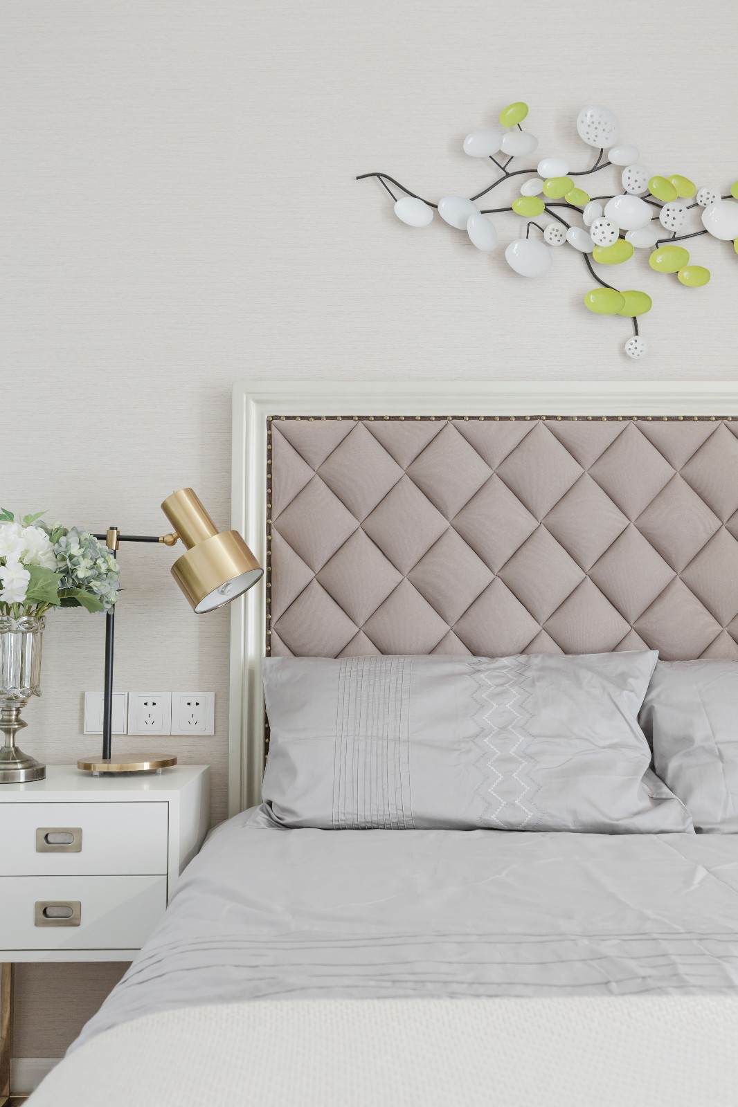 灰色调低调现代住宅,优雅大气的空间感-25