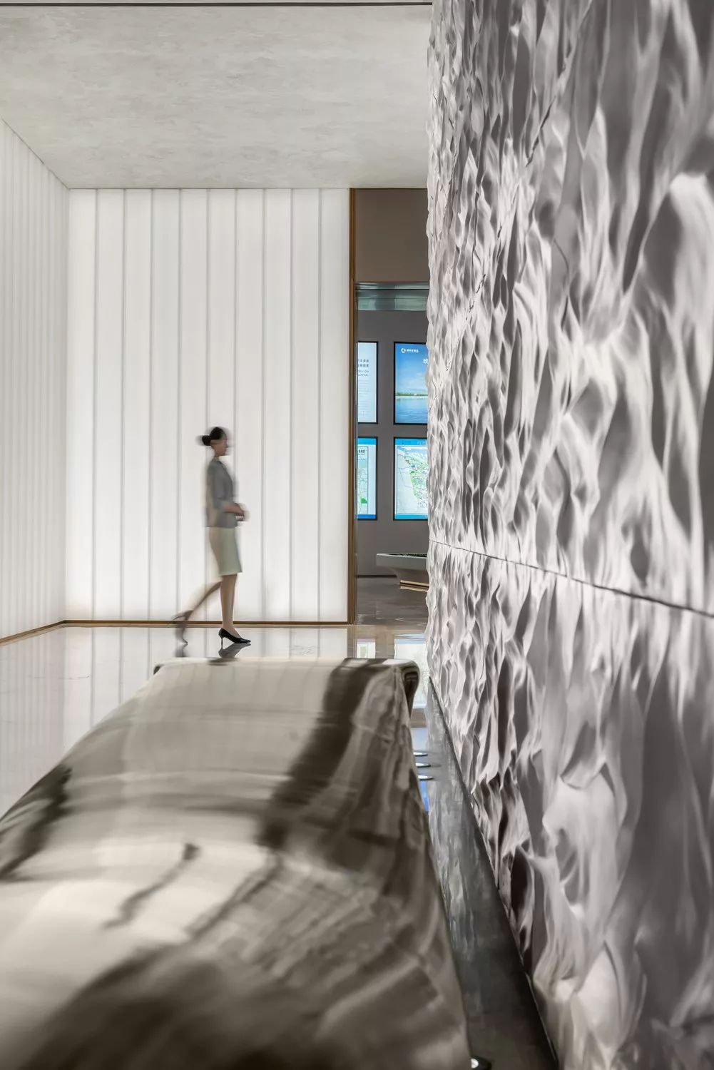 郑州金融岛的城市展厅设计  几何空间设计-17