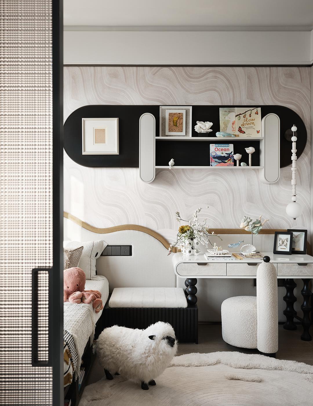 中海·大连十里观澜复式丨中国大连丨室内设计为深圳共向设计,软装设计为深圳共向美学-31