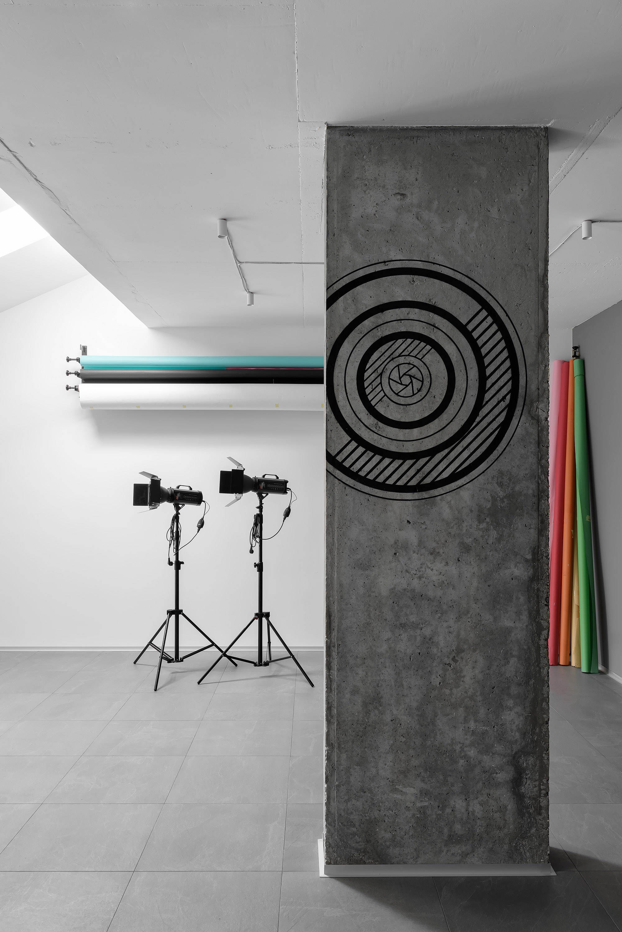 LESTOCK / production studio office and photostudio-10