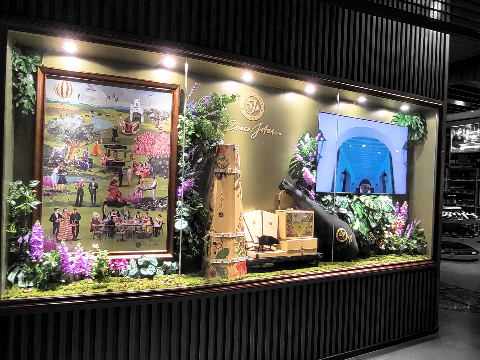 OSBORNE 橱窗设计 2022丨DESIGNER ZACH-14