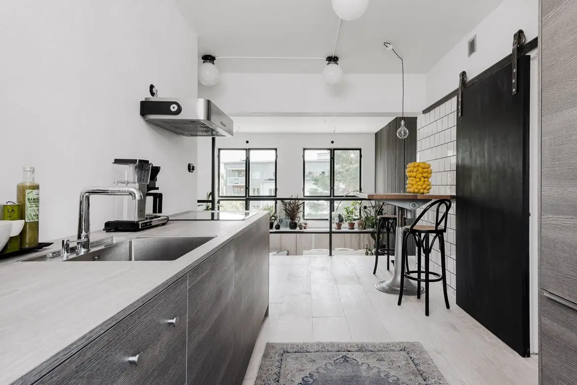 瑞典 4 米挑高多层公寓，简约现代设计展现空间魅力-20