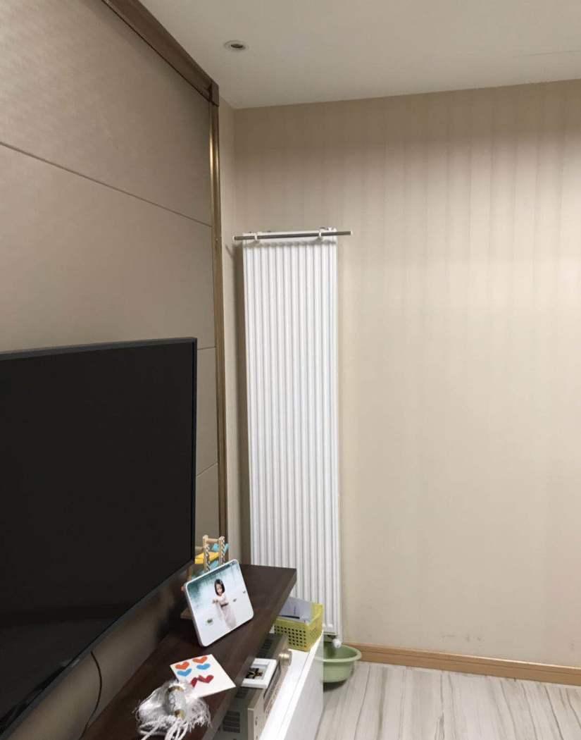 
上海浦东新区康桥路明装暖气片安装效果图 -15