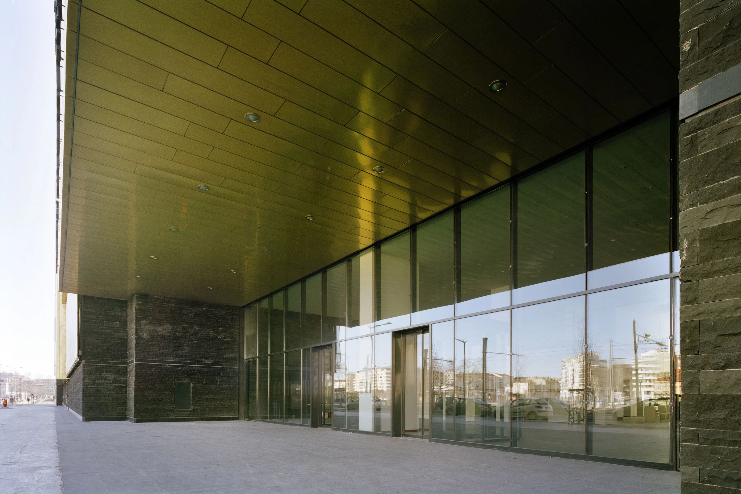 法国里昂“宝盒”式档案馆设计-14