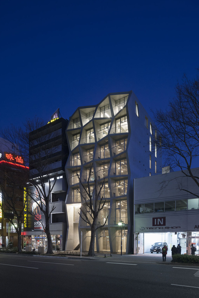 名古屋“老城普通人与新大商城”建筑-31