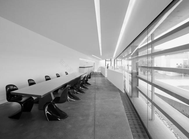 扎哈·哈迪德俄罗斯圣彼得堡个展丨艾尔米塔什博物馆,扎哈·哈迪德工作室-21