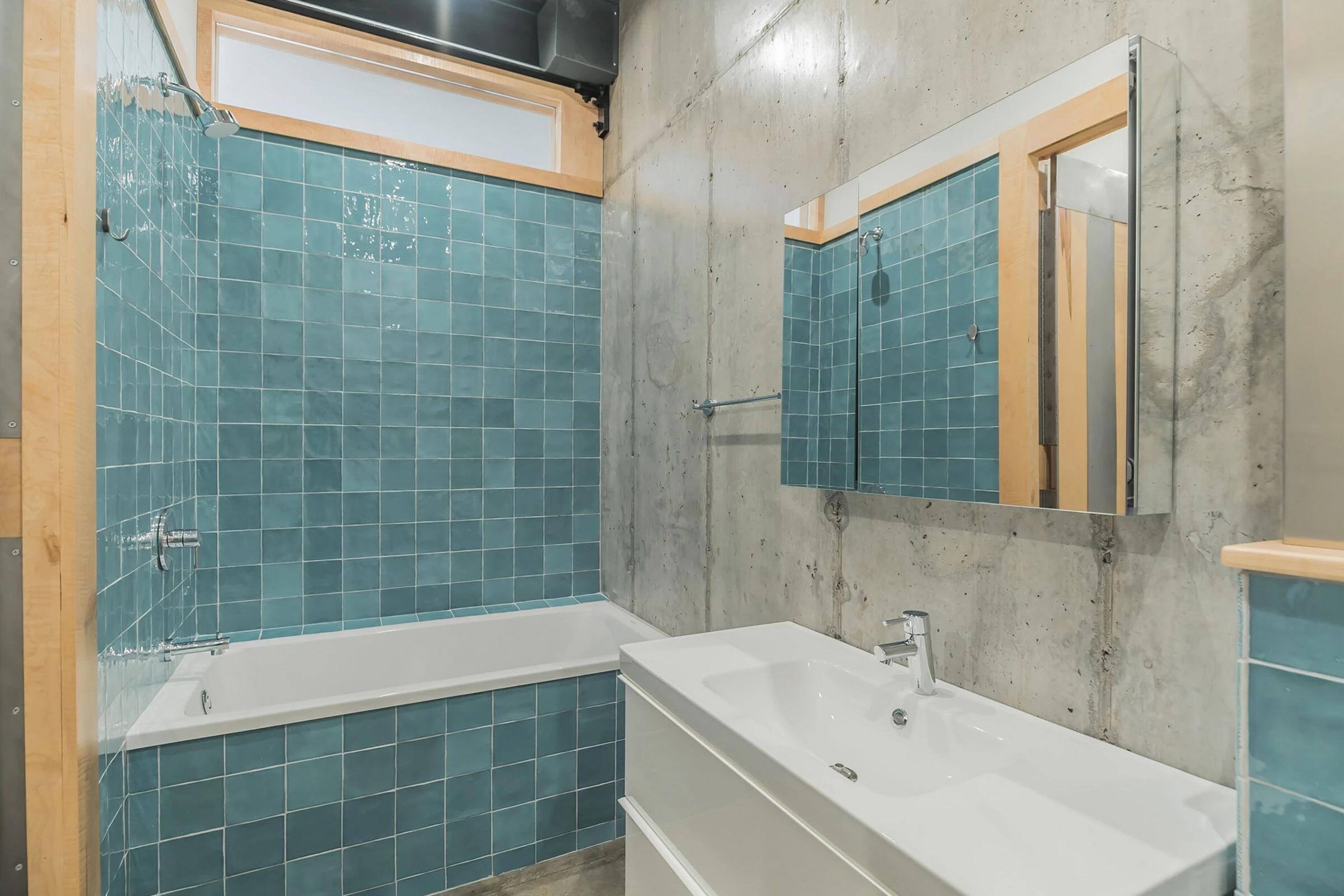 费城艺术感超群的三层联排别墅-35