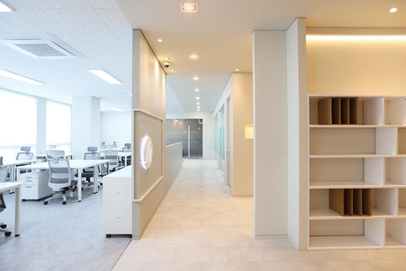 简约美学，办公空间新定义-8