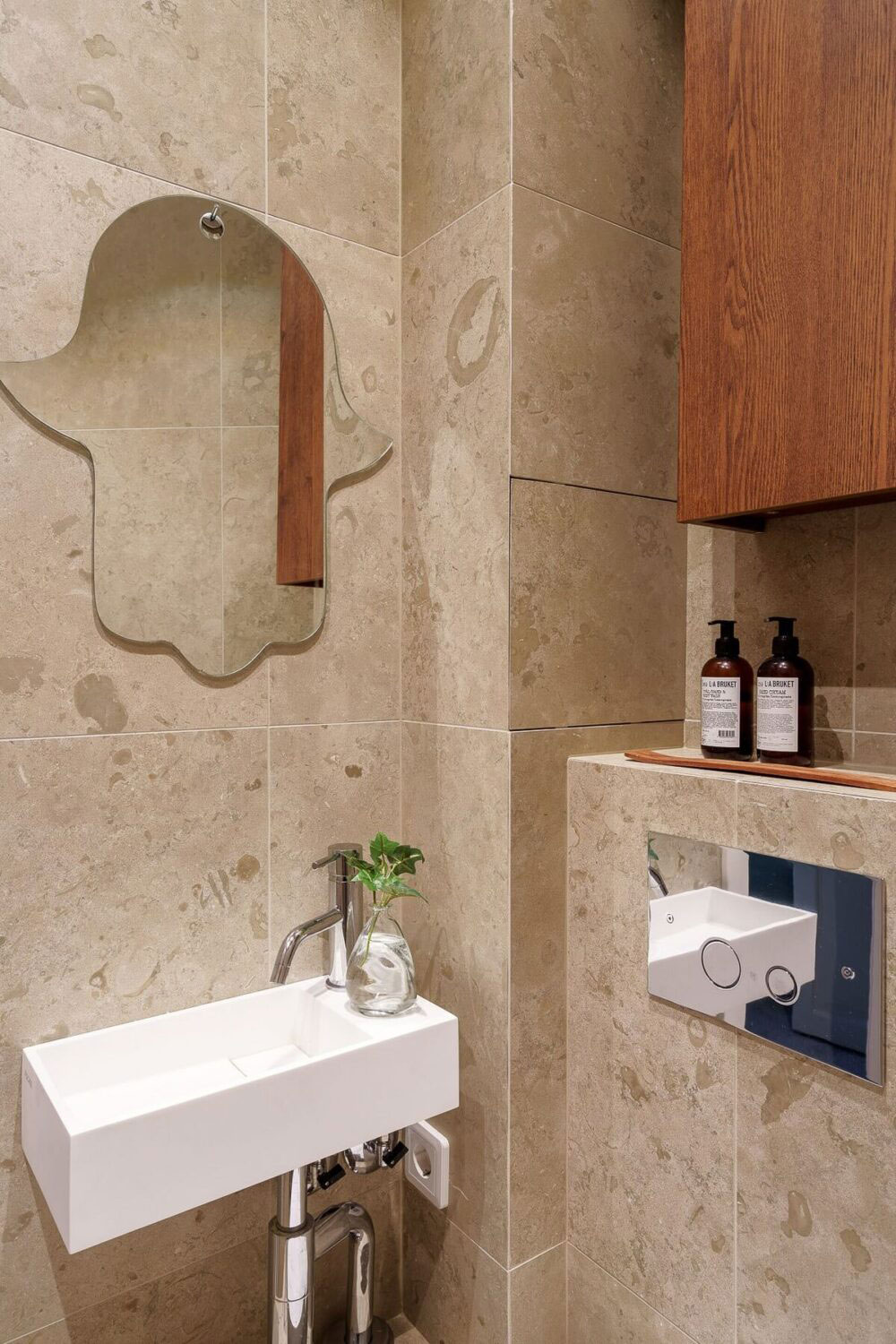 斯德哥尔摩中心地带的时尚开放式公寓设计-17