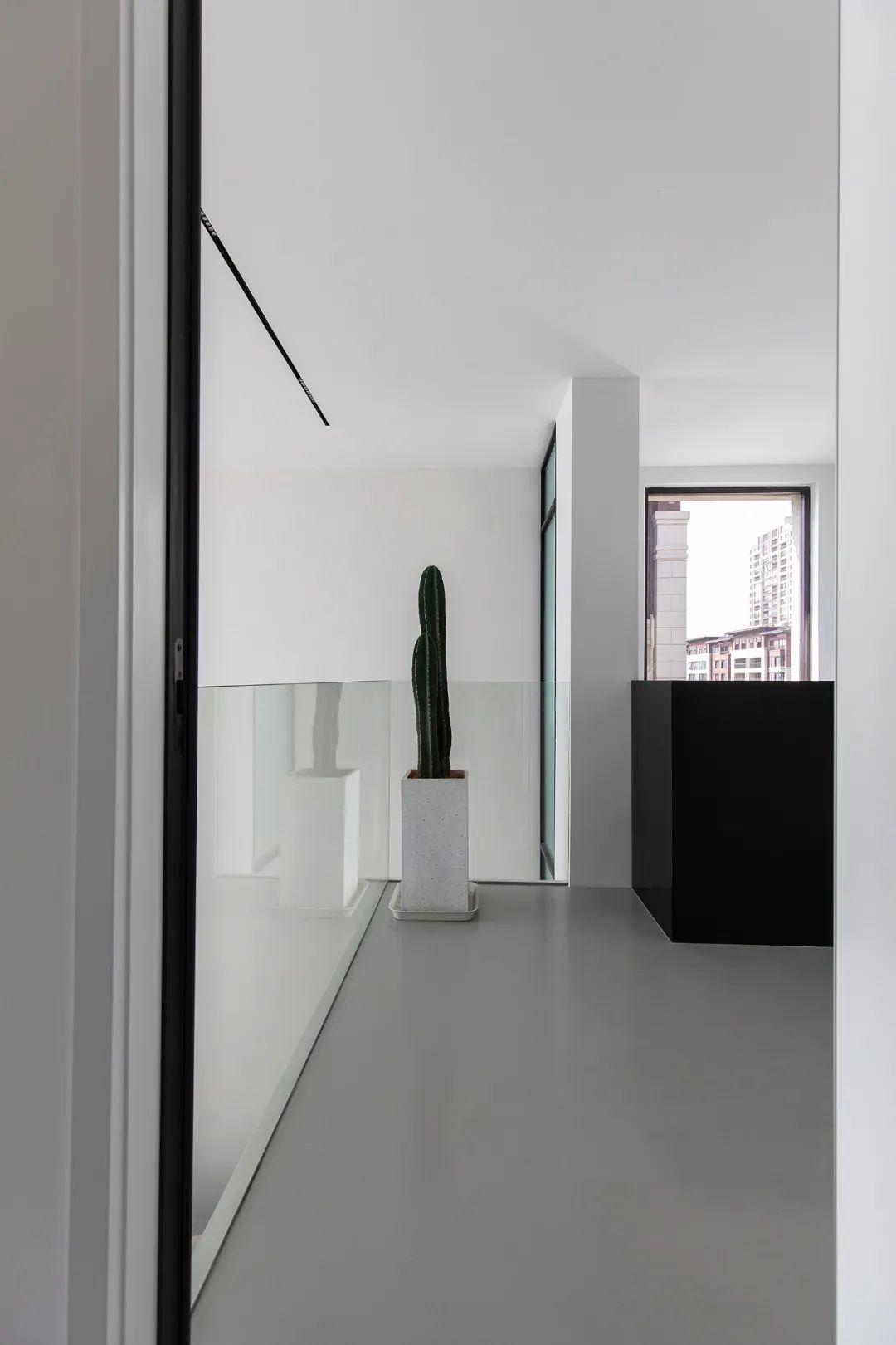 苏州湾天铂 180㎡复式叠墅，极简主义风格打造无界生活-25