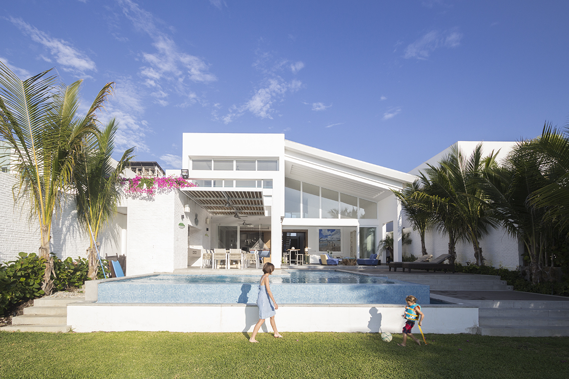 彭塔布兰卡白色别墅-1