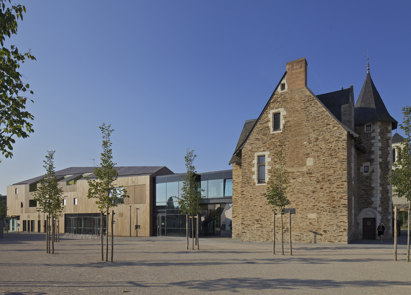 法国 Ecouflant 村中心重建项目 · 历史与现代对话-57