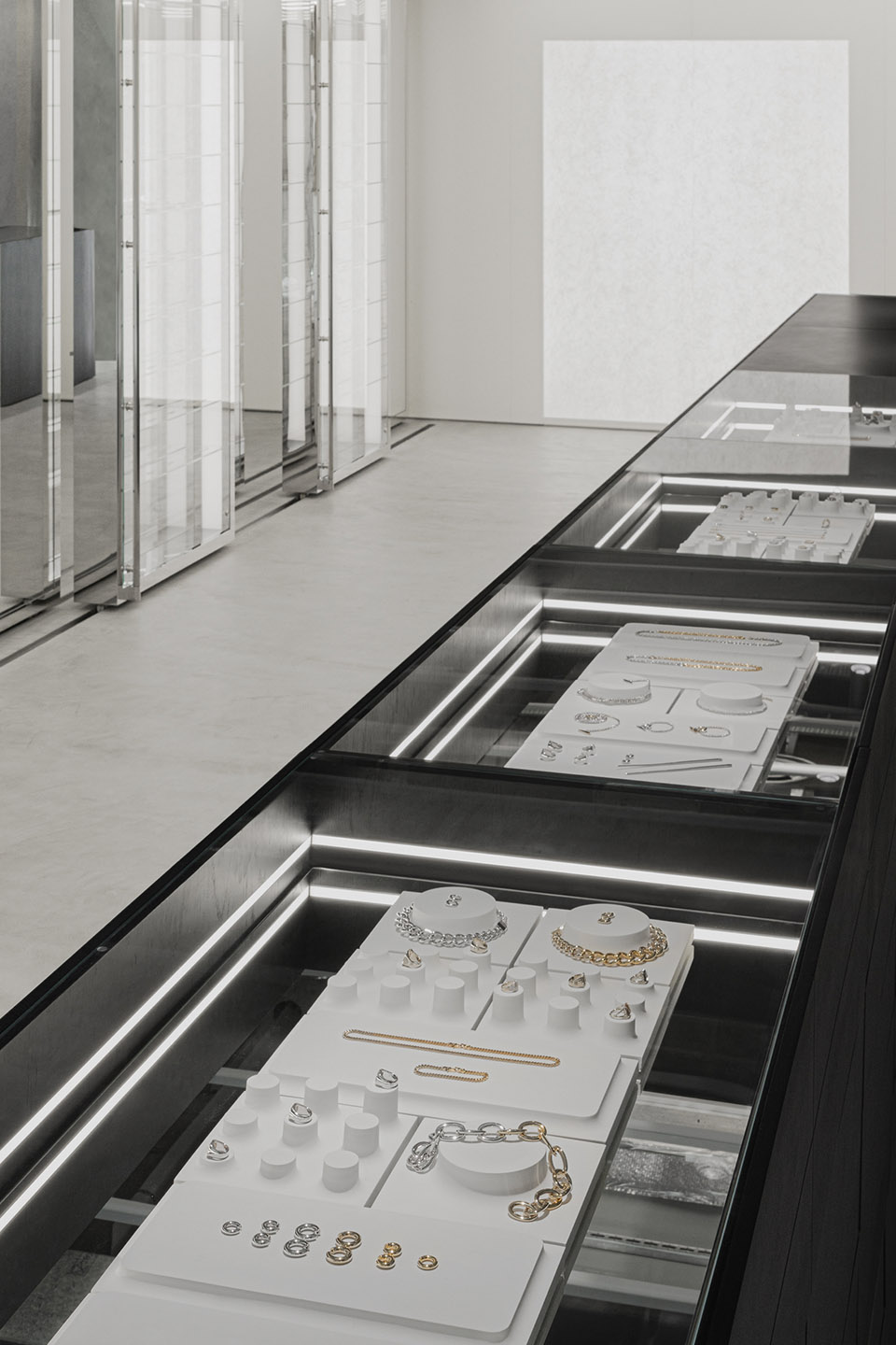 东京Tom Wood旗舰店丨日本东京丨Specific Generic-31