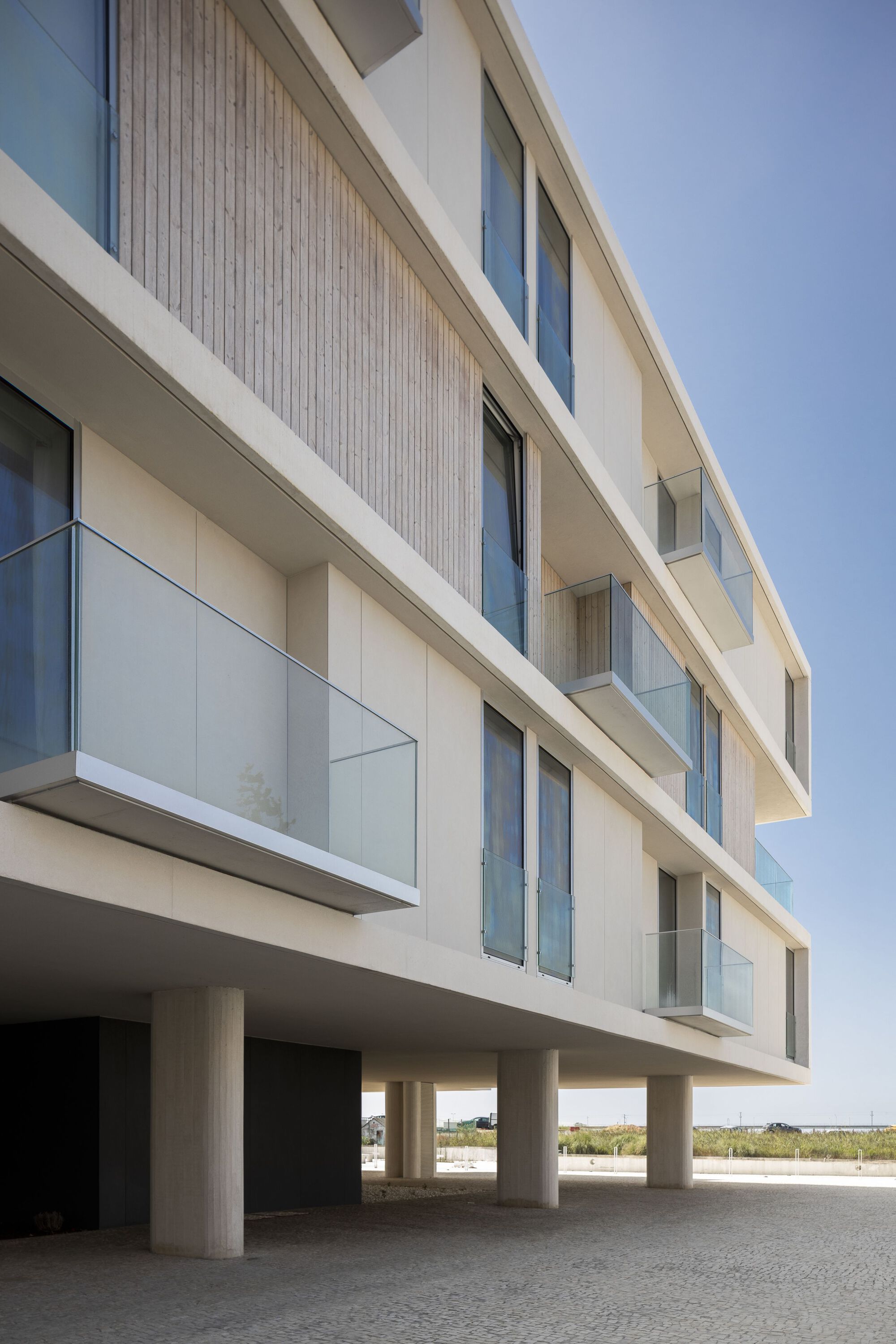 奥里宗特公寓丨葡萄牙丨RVdM Arquitectos-38