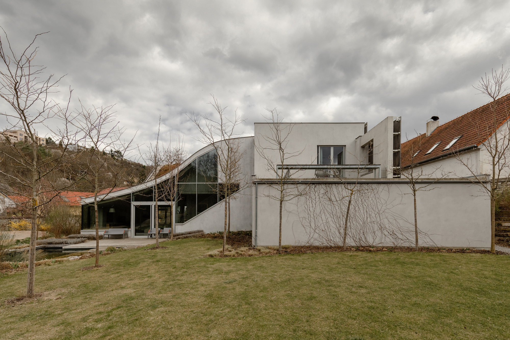 赫卢博采皮家庭住宅丨捷克丨RO_AR Szymon Rozwalka architects-29