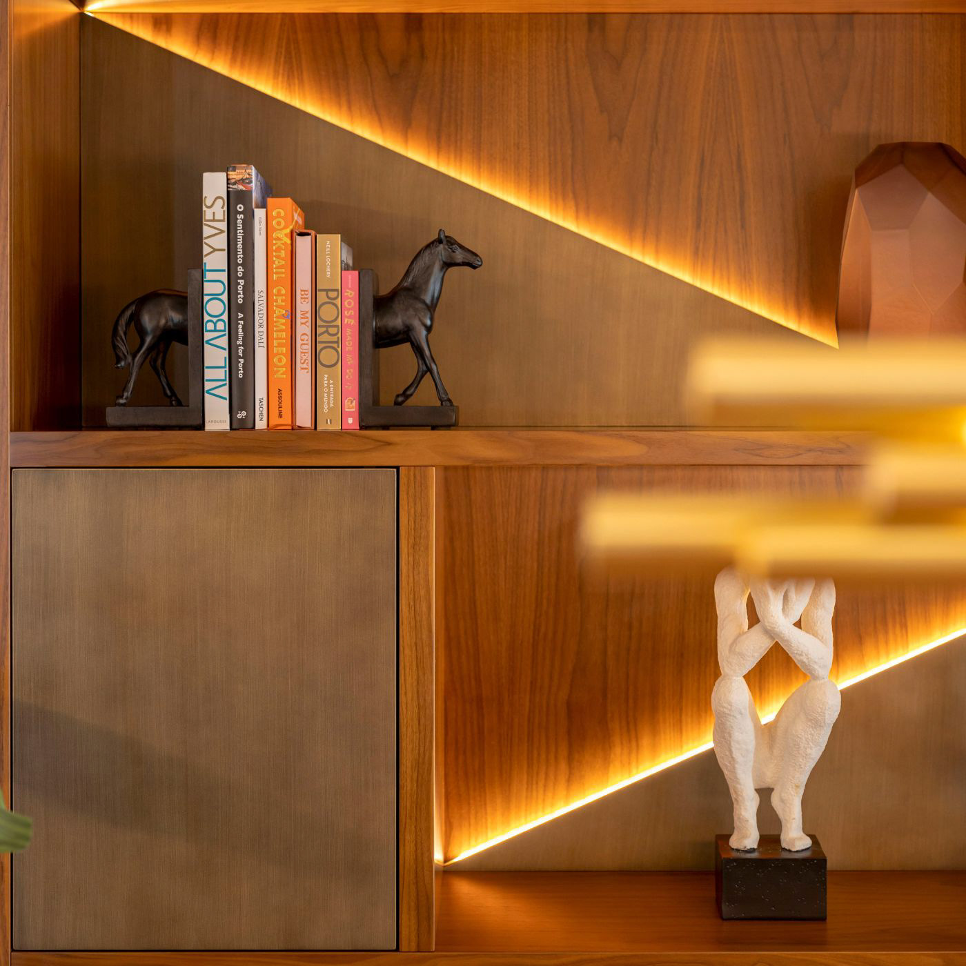 咸风；海风咸韵（考虑到Salty Breeze可能在特定情境中有更具意境表达，如果仅从字面严格翻译就是咸风 ）-15