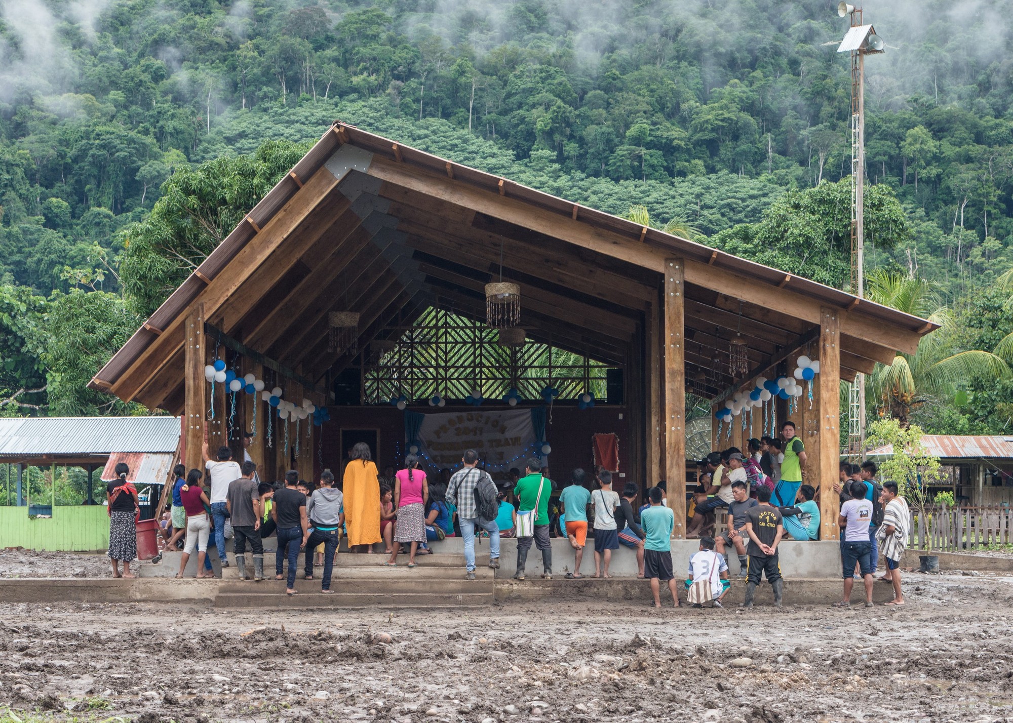 New Community Center for Otica Native Community / Semillas-30