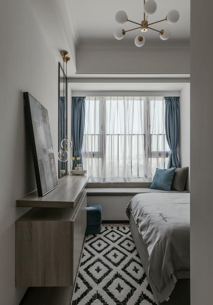 优雅灰色调家居设计 | 明亮温馨与收纳空间的完美结合-17