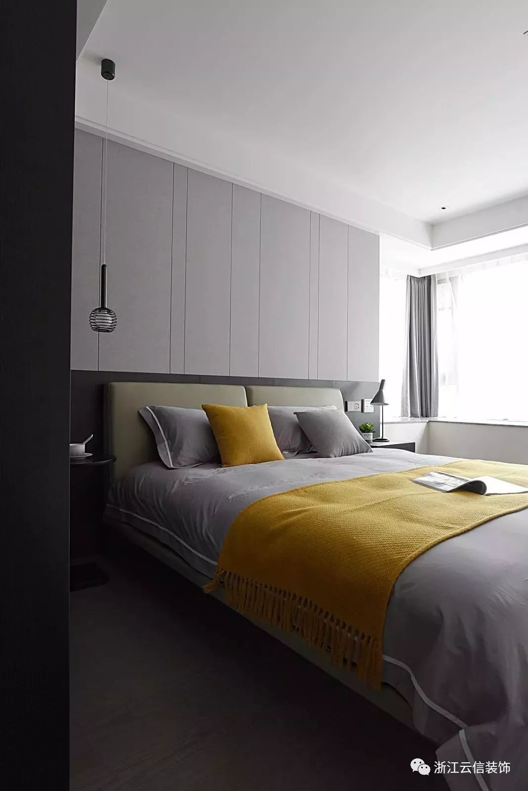 极简黑白灰，打造温馨高级住宅-70