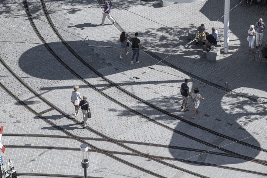 欧洲广场上的亭子丨德国丨J.MAYER.H-21