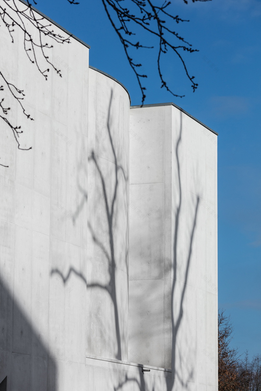 Saint-Jacques-de-la-Lande教堂,法国雷恩 / Álvaro Siza Vieira-121