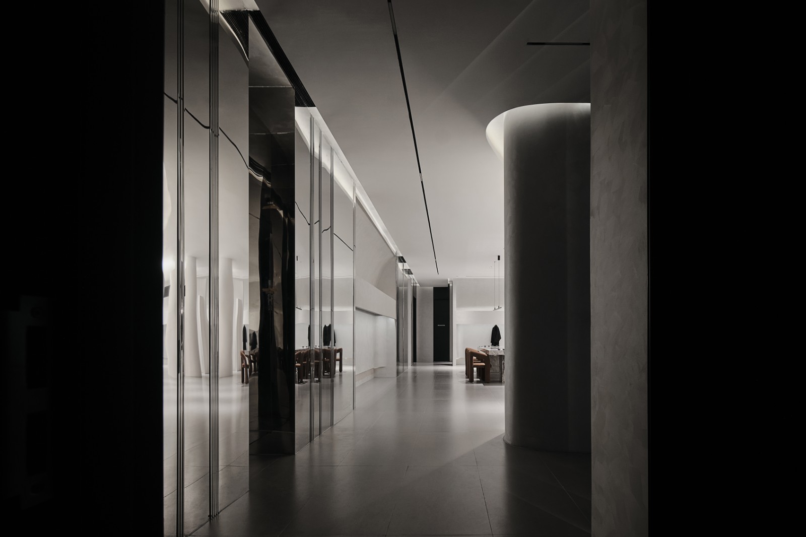 空间承载未来 · 五集服装展厅设计-31