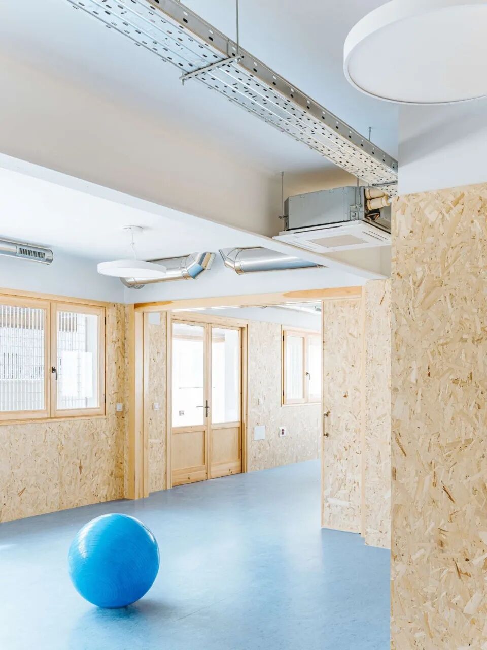 西班牙酒店 + 社会丨meii estudio-49