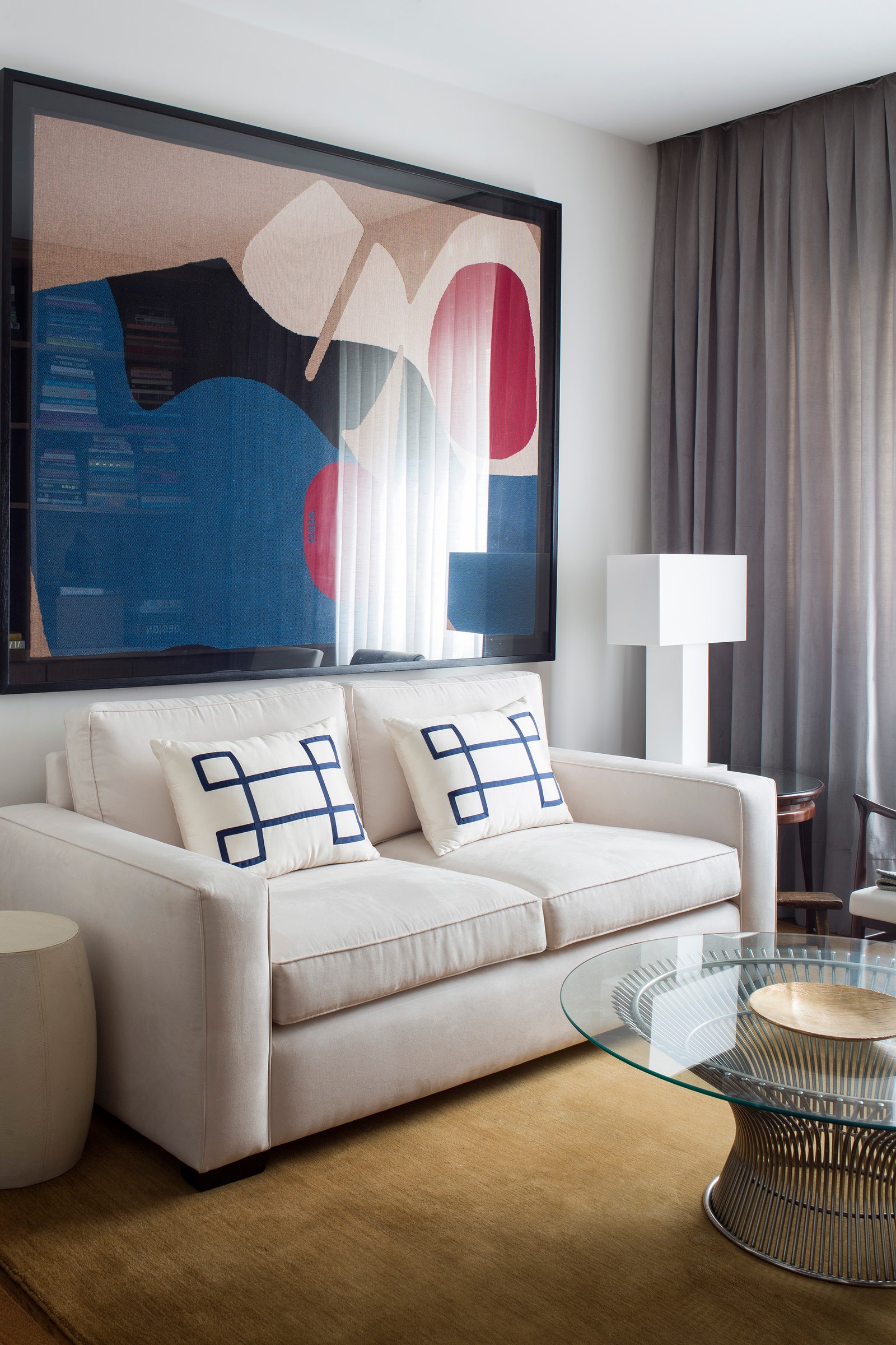 巴西设计师的极简主义公寓设计-15