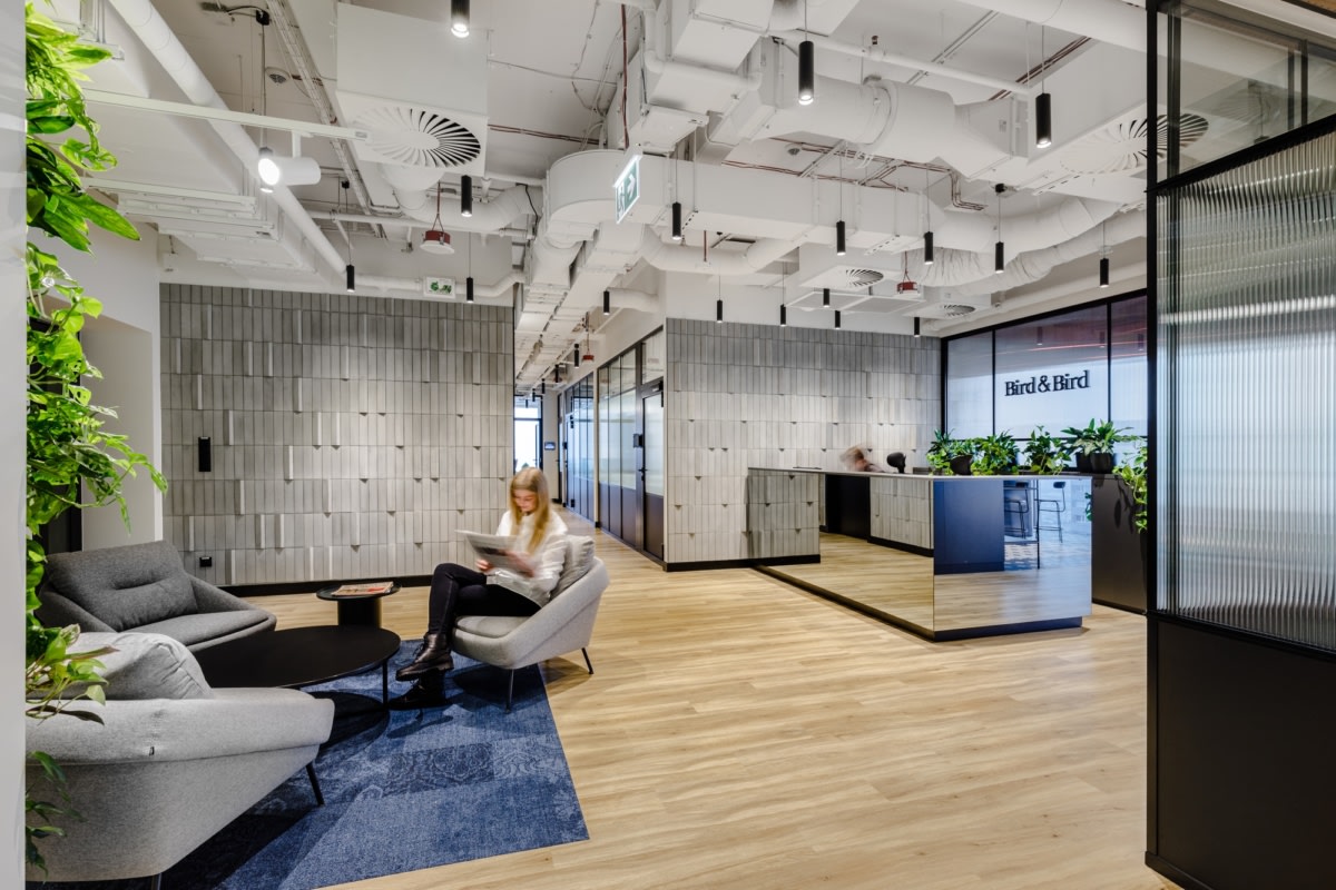 波兰华沙 Bird&Bird 律所办公空间设计丨Workplace-19