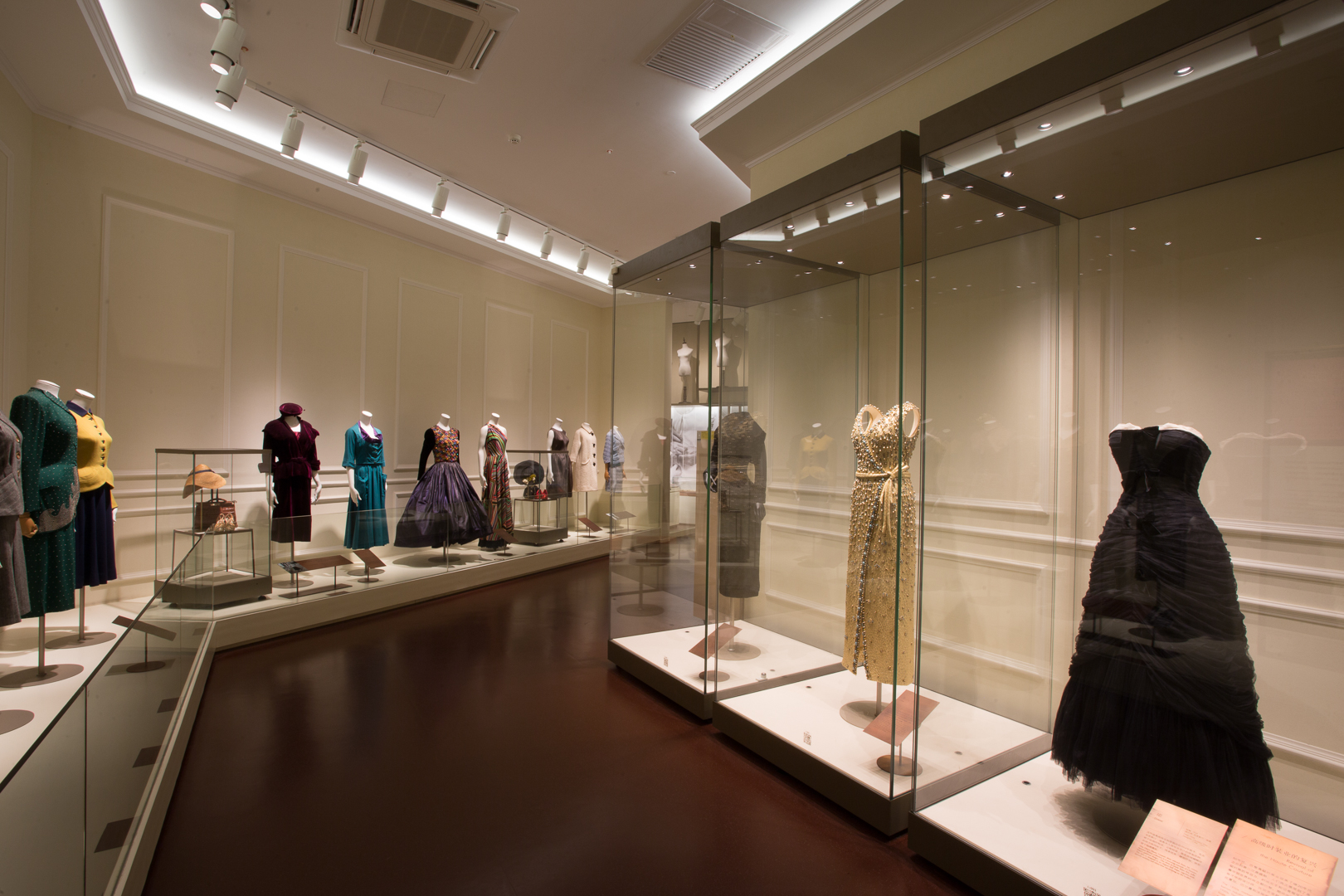 展柜案例 博物馆展柜 四川克里克-18