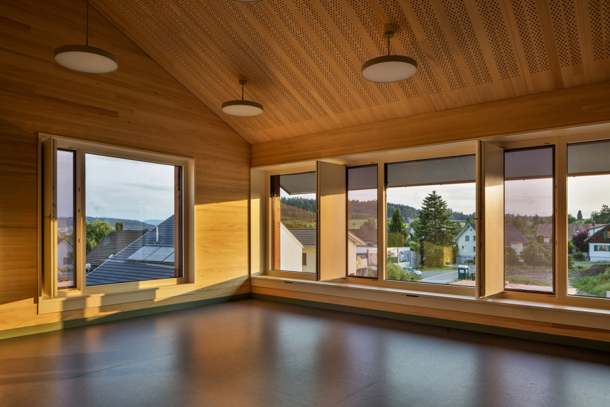 瑞士 Zihlschlacht 幼儿园 · 螺旋木构魅力-39