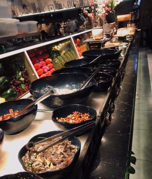 梨花炭火烤肉自助餐厅(乐宾店) | 现代风格的自助烤肉空间-30