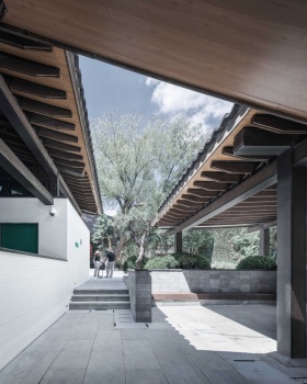 宋城古街公厕丨兰心建筑